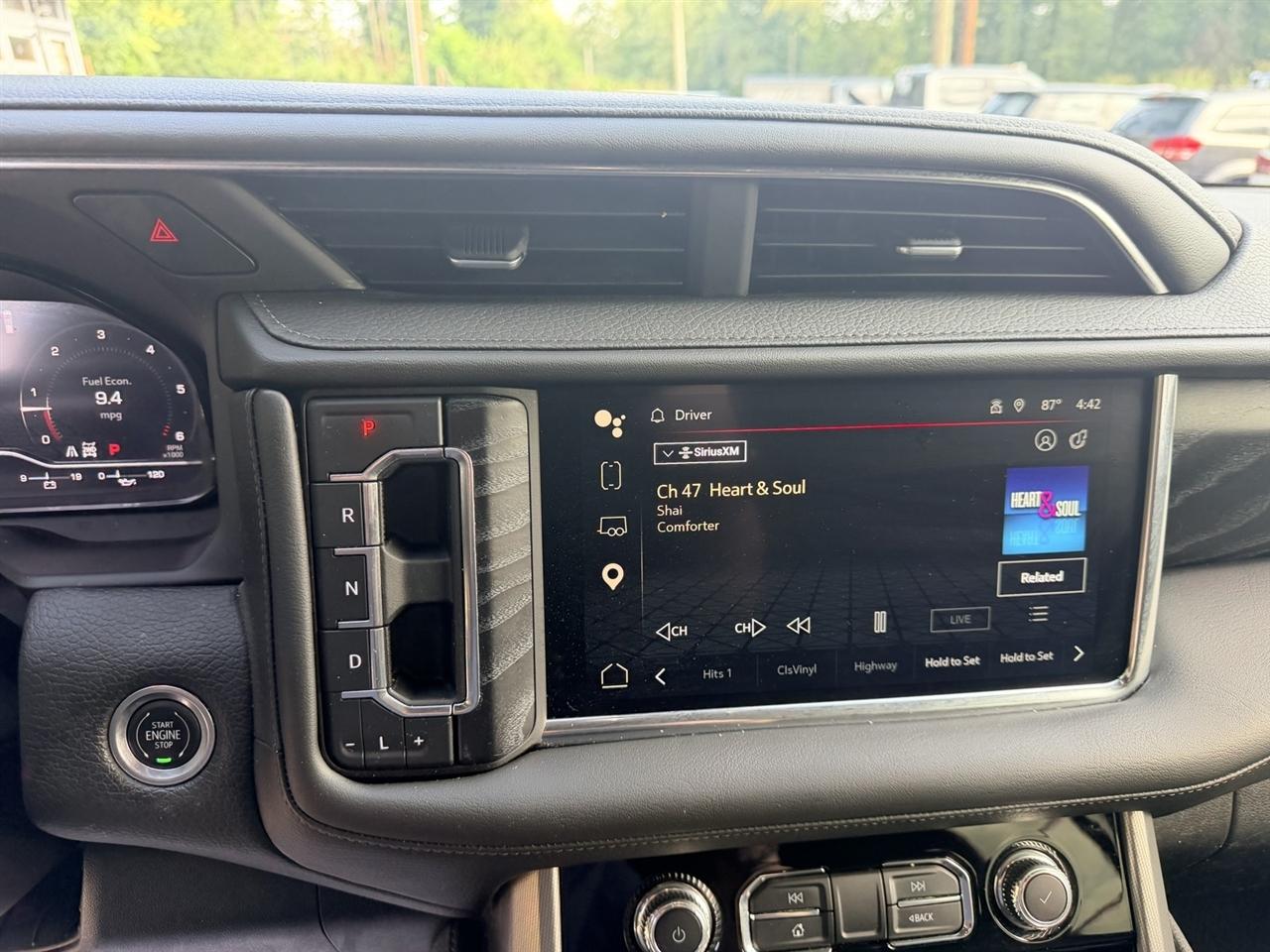 GMC Yukon XL photo 20