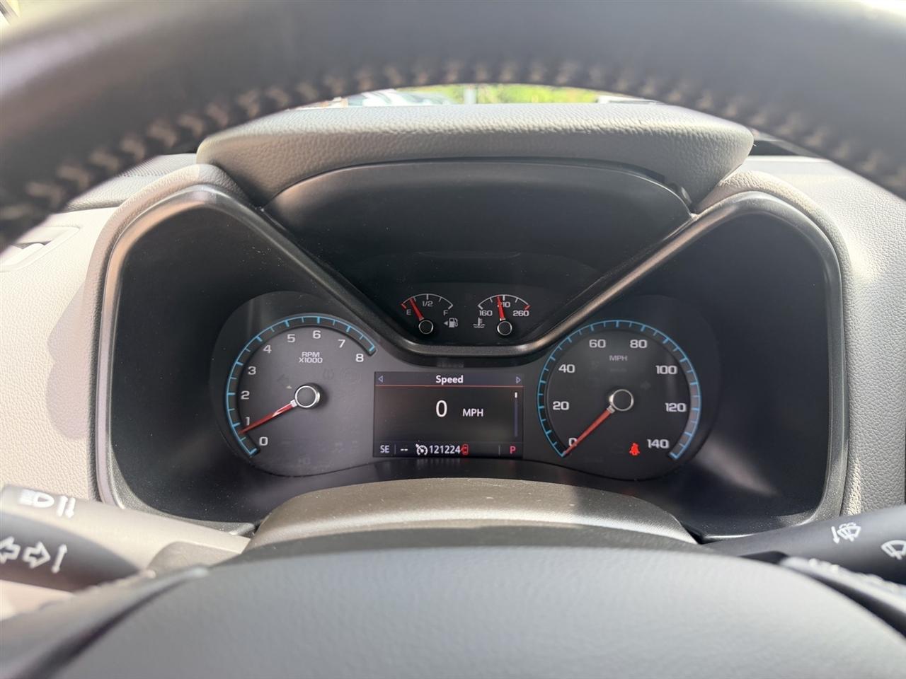 Chevrolet Colorado photo 17