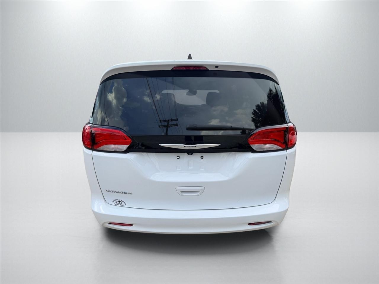 Chrysler Voyager photo 6