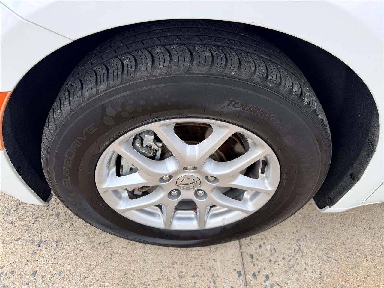 Chrysler Voyager photo 12