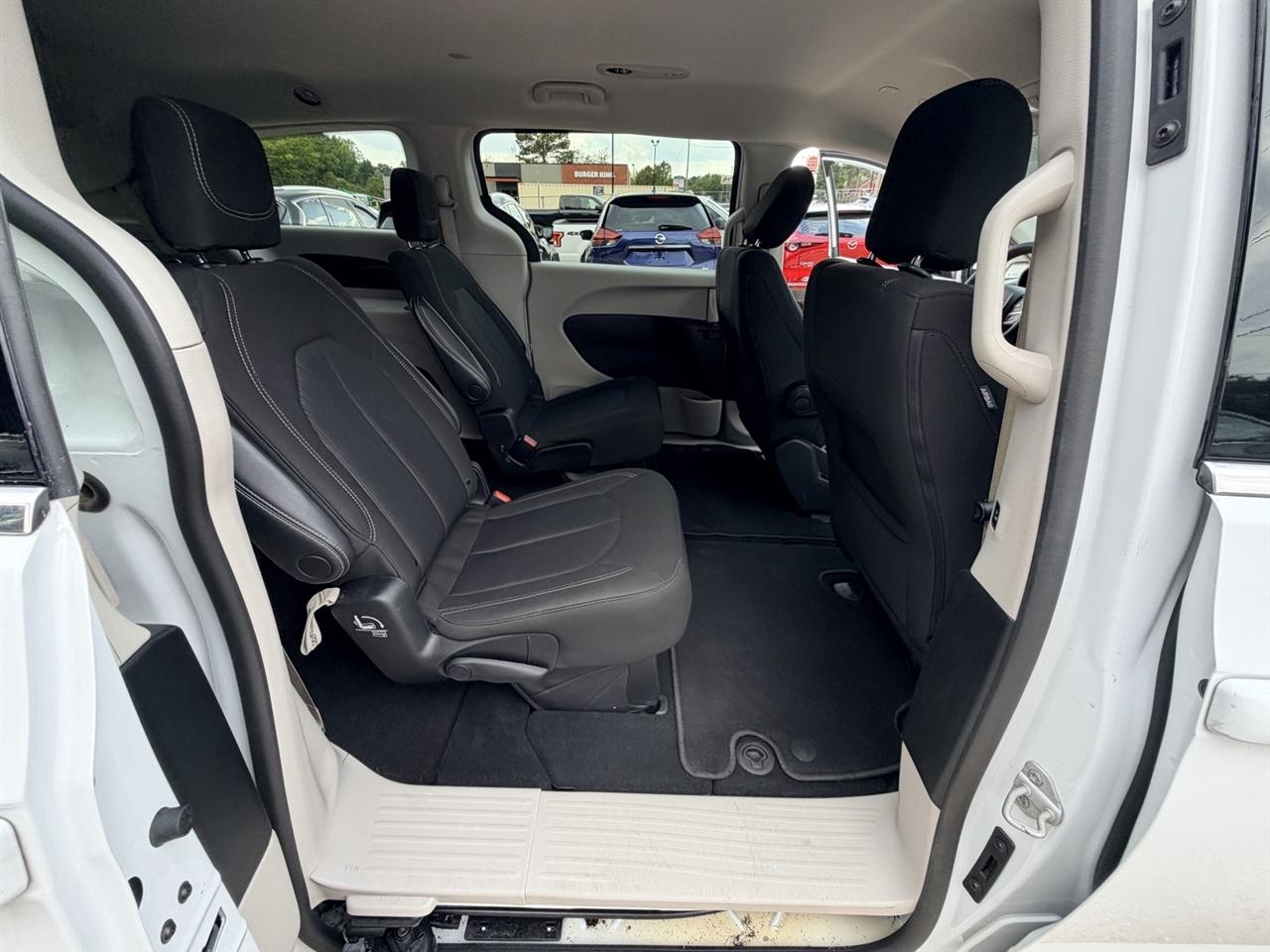 Chrysler Voyager photo 29