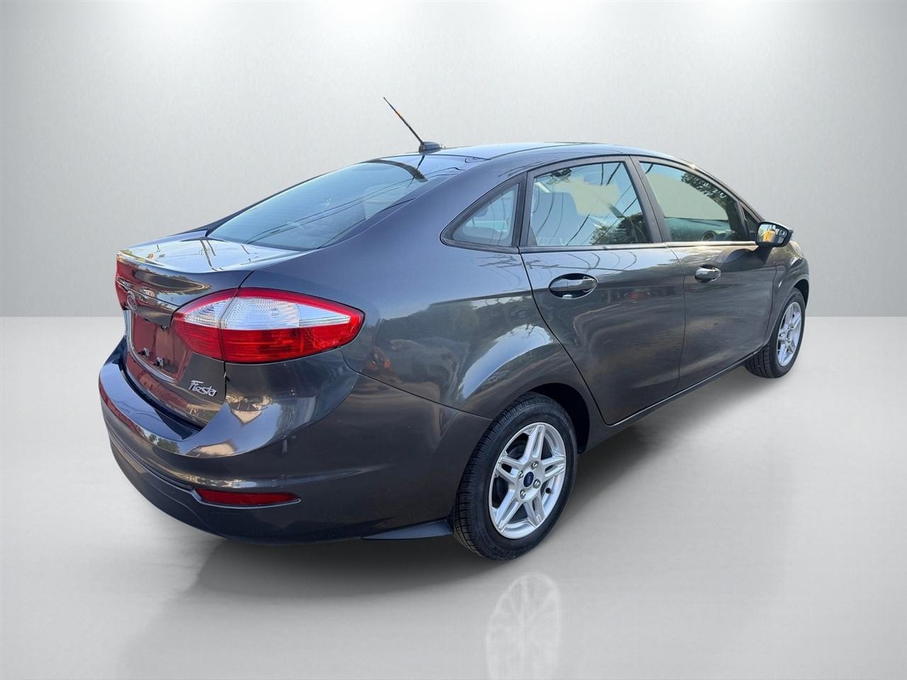 Ford Fiesta SE Sedan 2018