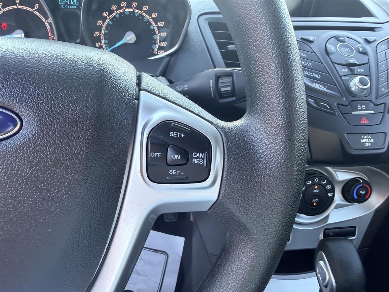 Ford Fiesta SE Sedan 2018