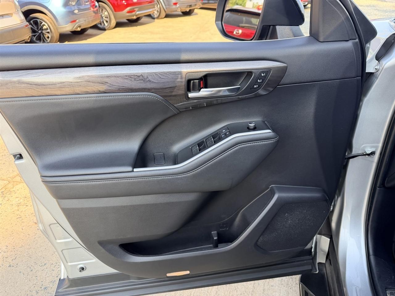 Toyota Highlander Platinum AWD V6 2021