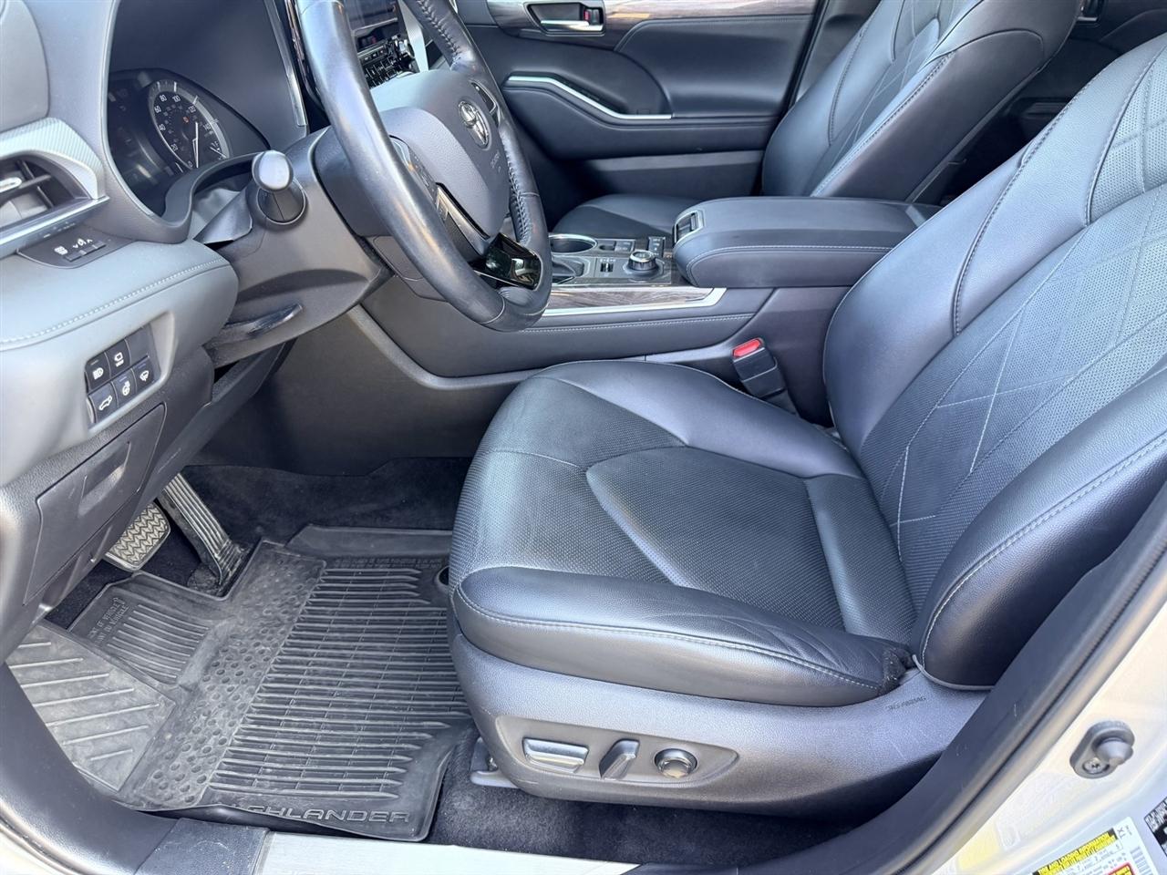 Toyota Highlander Platinum AWD V6 2021