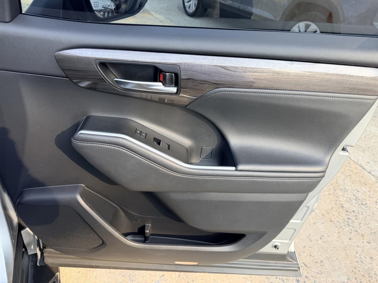 Toyota Highlander Platinum AWD V6 2021