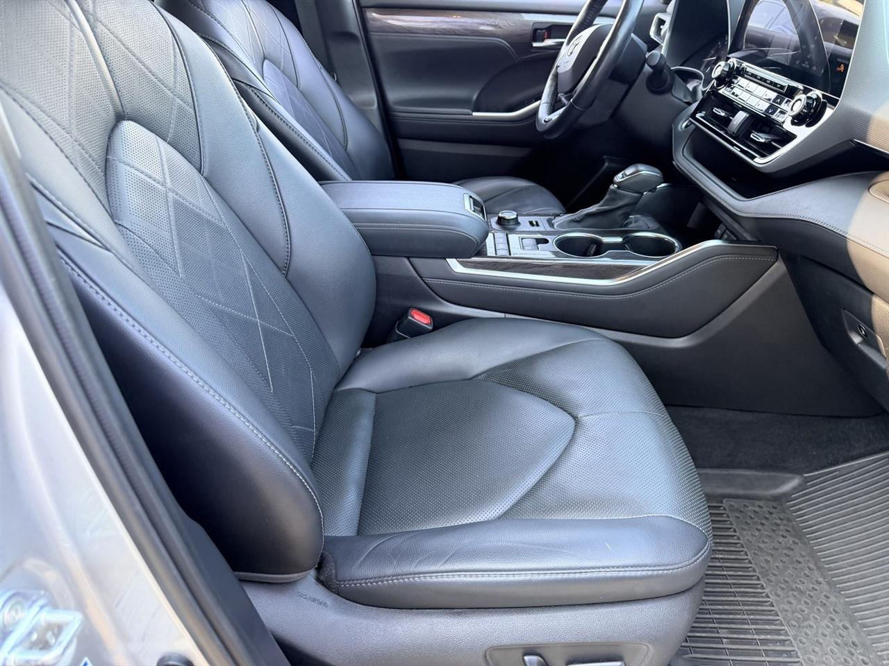 Toyota Highlander Platinum AWD V6 2021