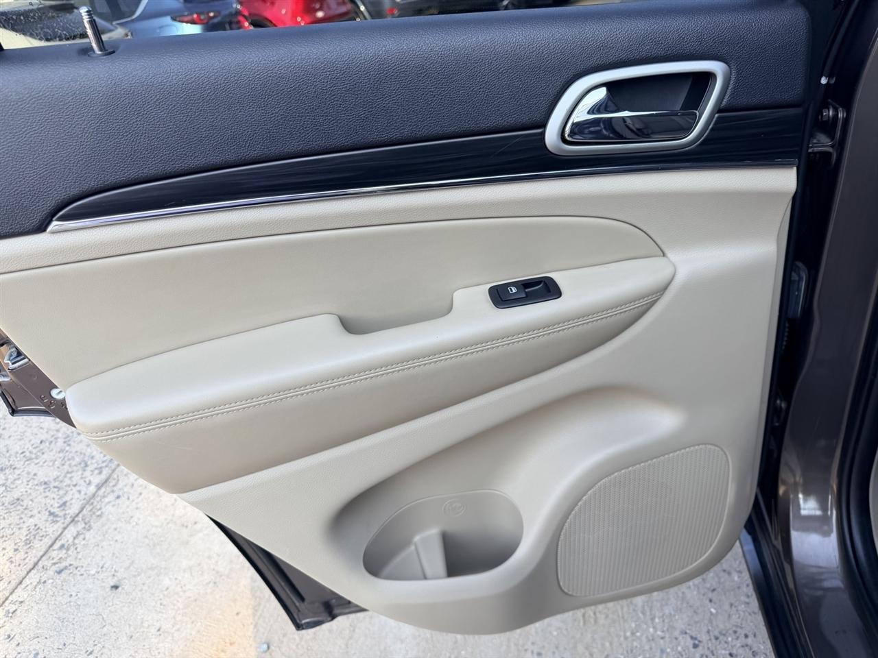 Jeep Grand Cherokee Limited 4WD 2021
