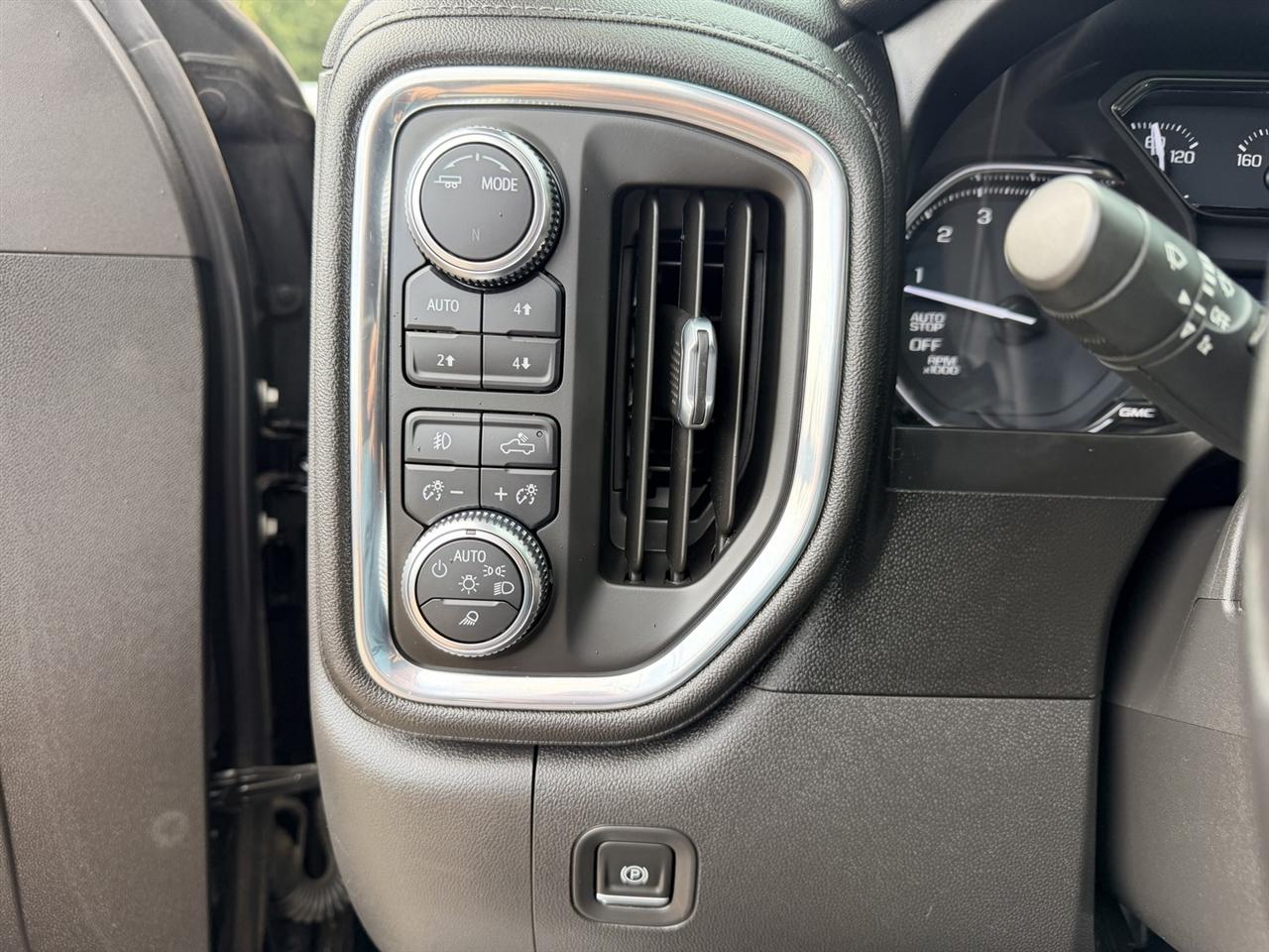 GMC Sierra 1500 SLT Crew Cab Short Box 4WD 2021