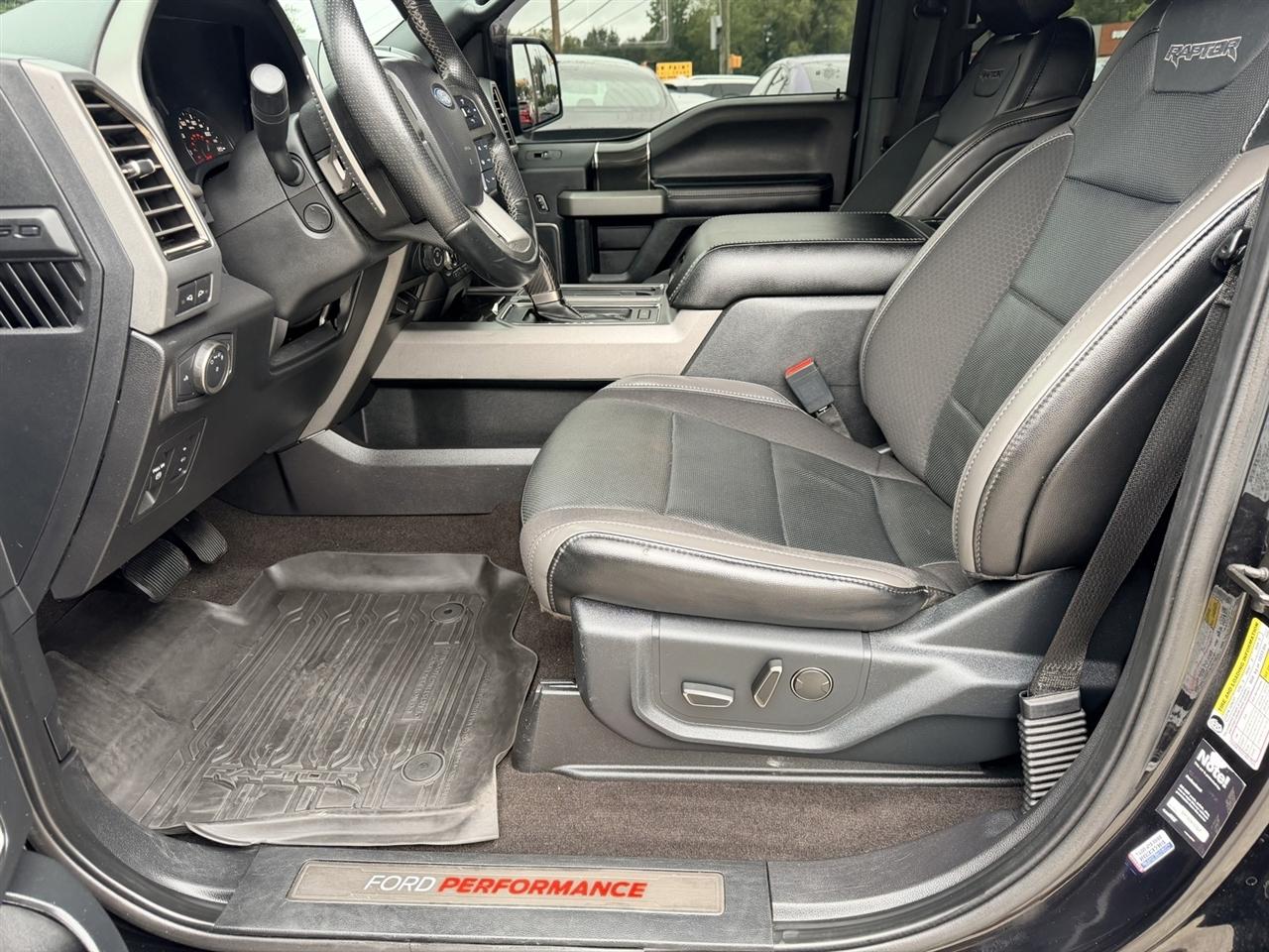 Ford F-150 Raptor SuperCrew 4WD 2020