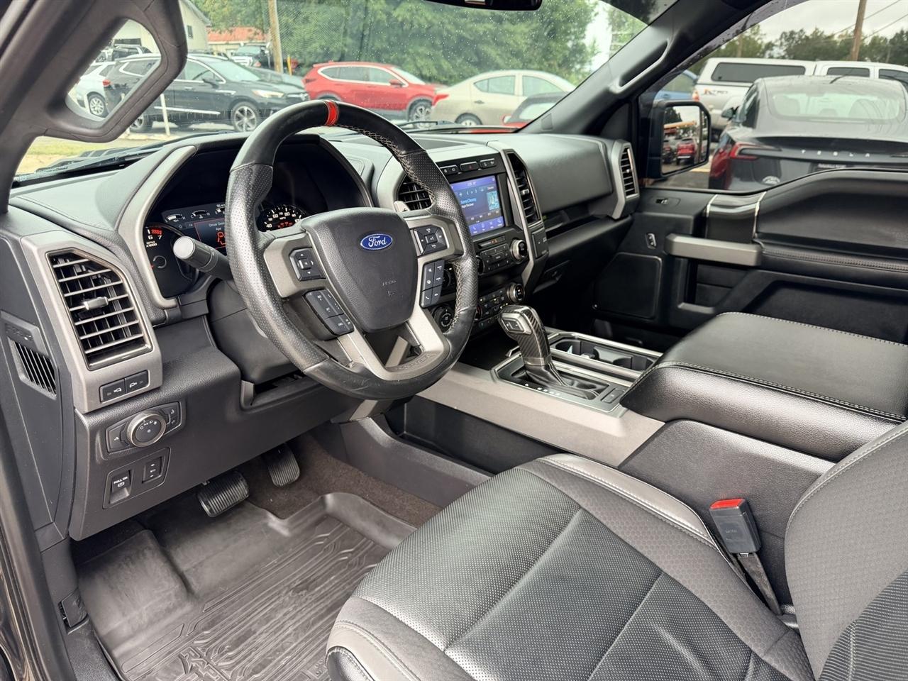 Ford F-150 Raptor SuperCrew 4WD 2020