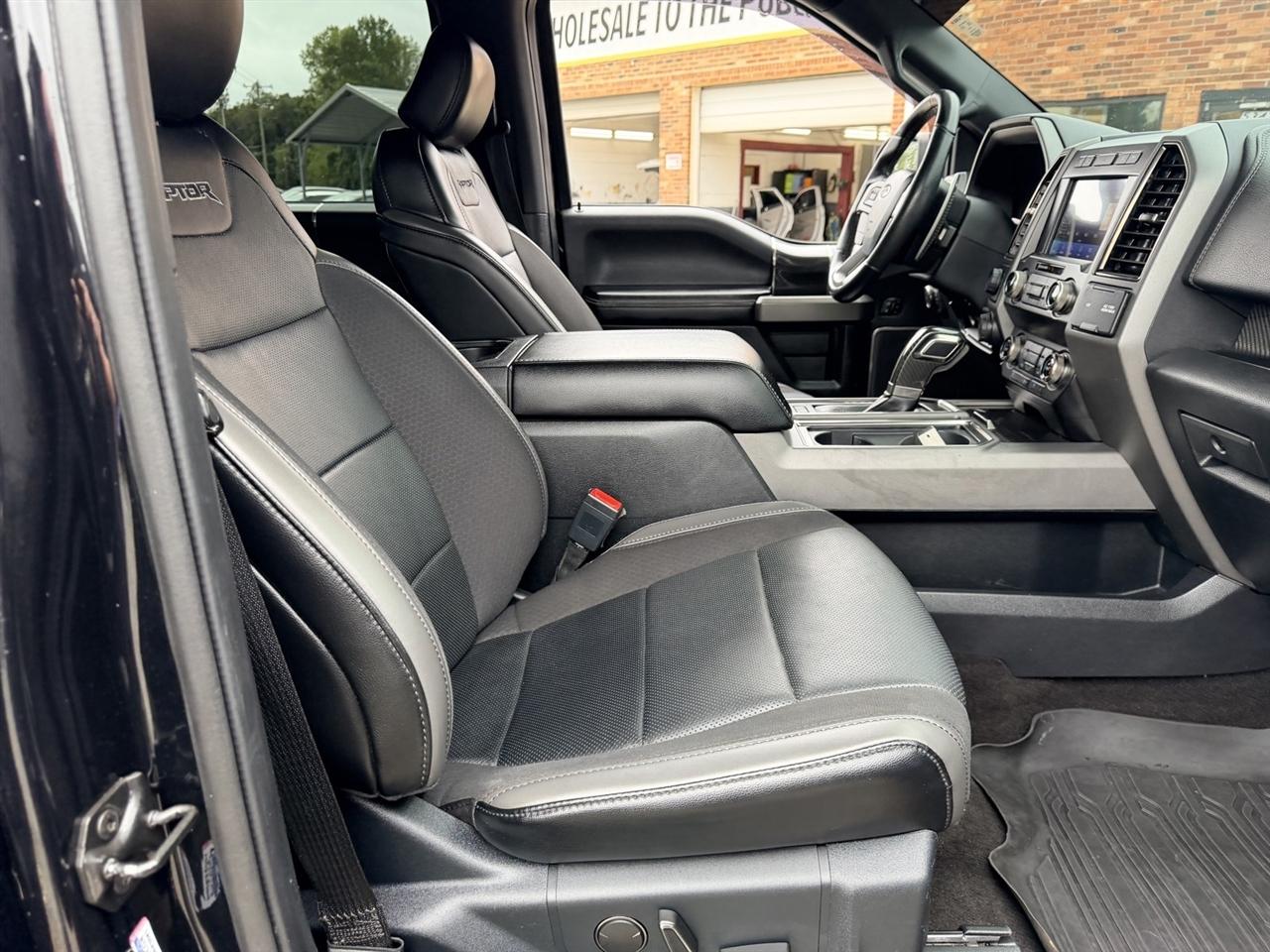 Ford F-150 Raptor SuperCrew 4WD 2020