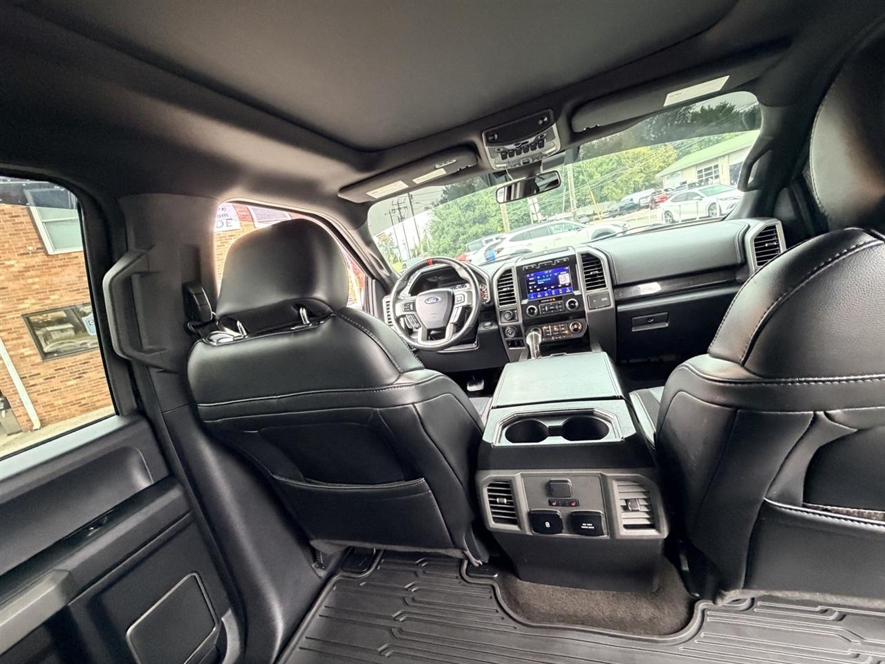 Ford F-150 Raptor SuperCrew 4WD 2020