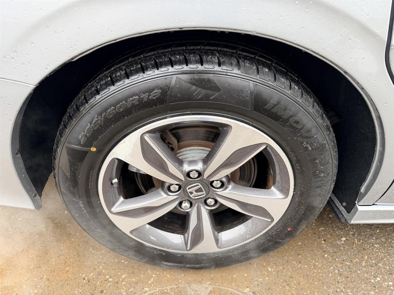 Honda Odyssey photo 10