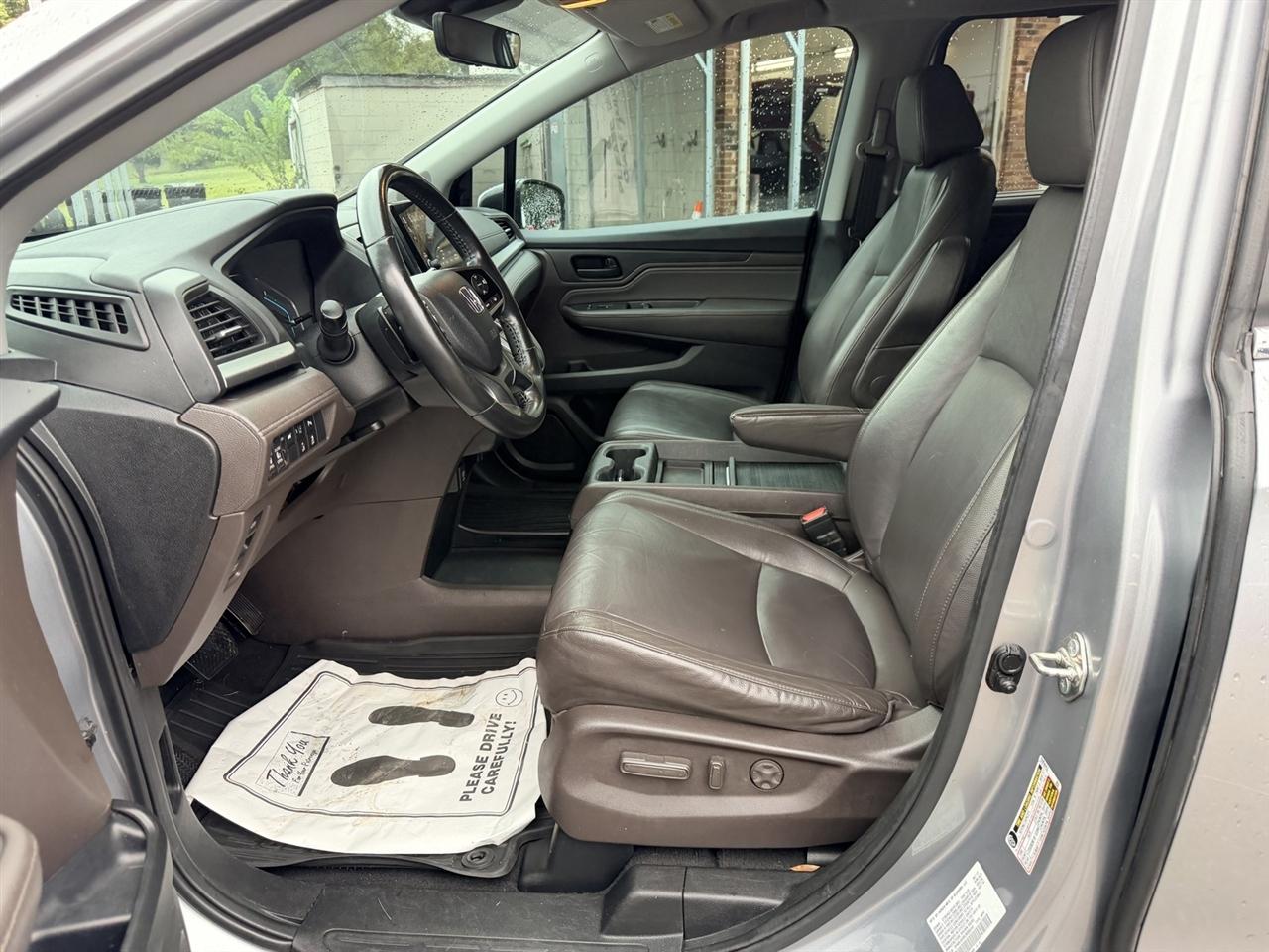 Honda Odyssey photo 14