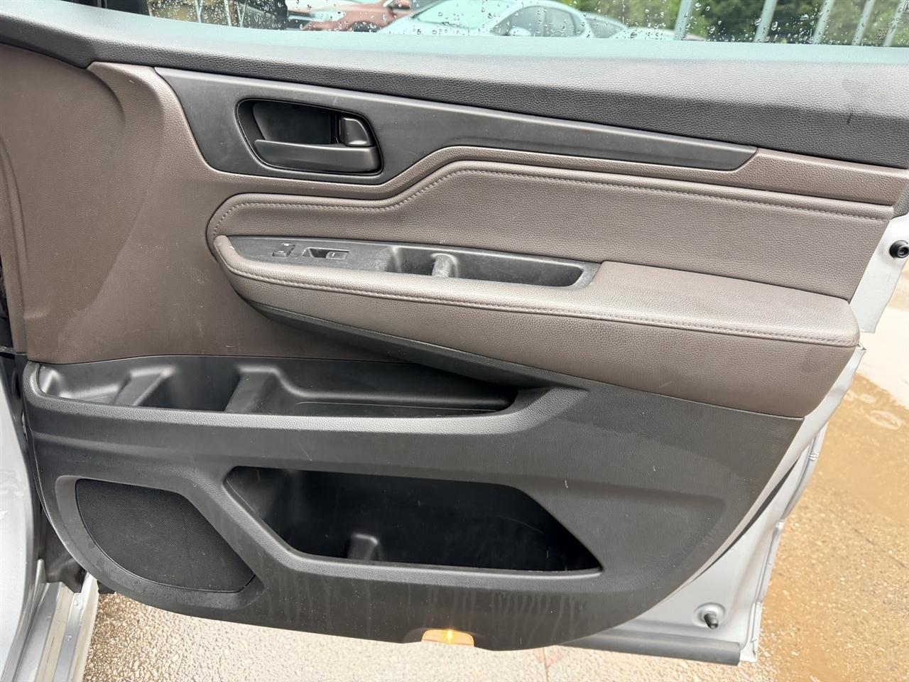 Honda Odyssey photo 32