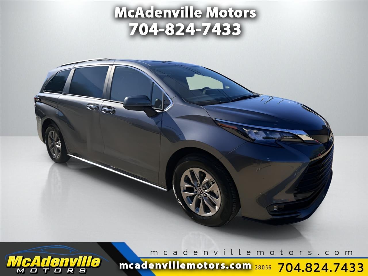 Toyota Sienna XLE 8-Passenger 2025