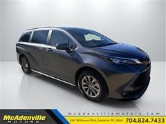2025 Toyota Sienna 