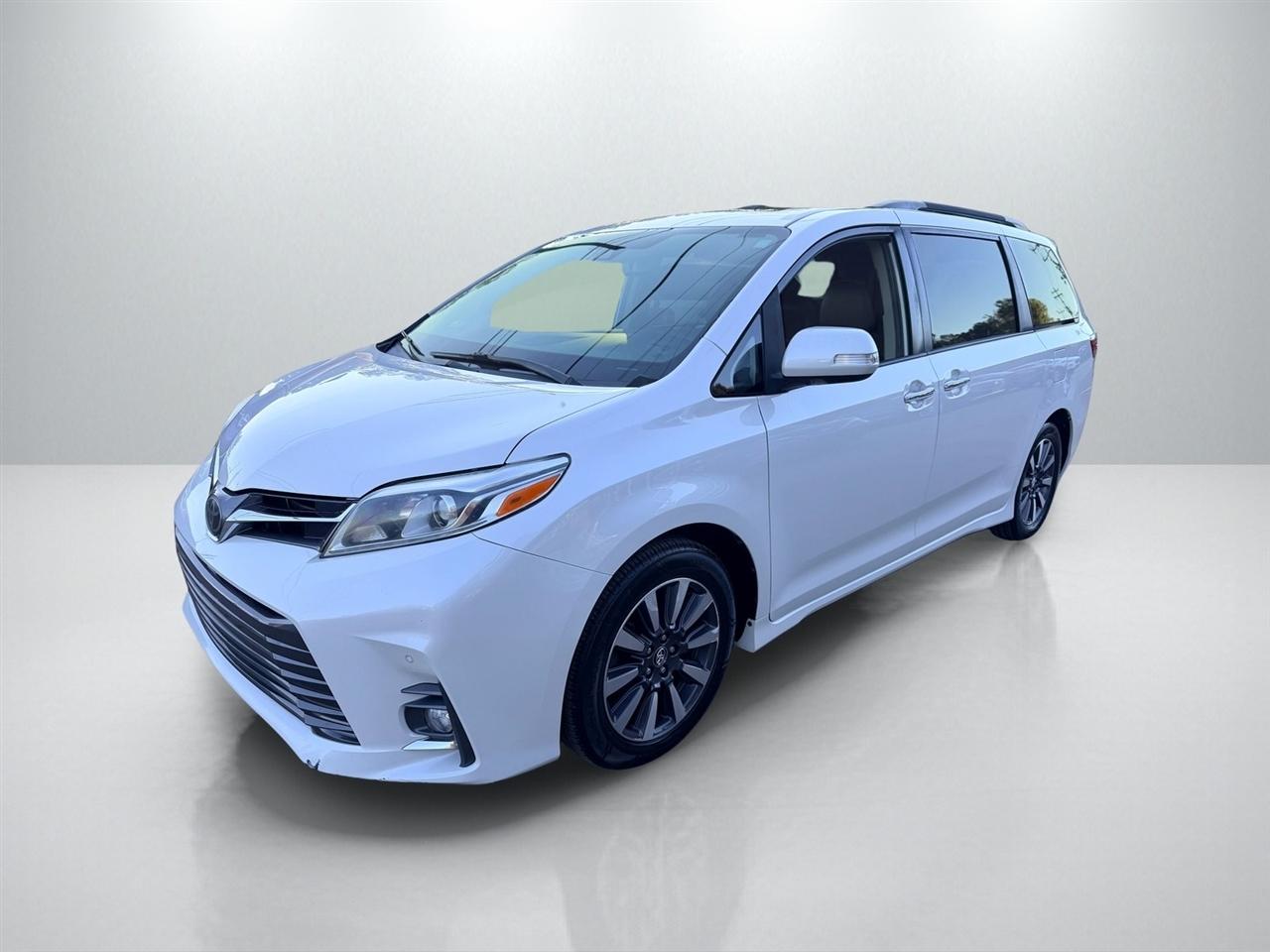 Toyota Sienna Limited Premium 7-Passenger 2020