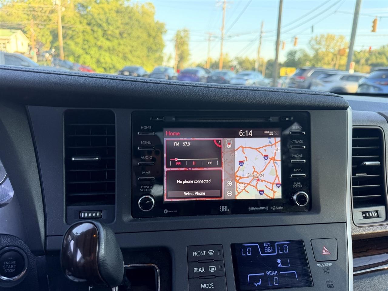 Toyota Sienna Limited Premium 7-Passenger 2020