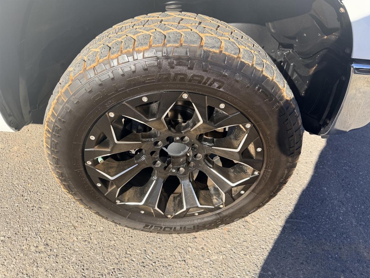 Toyota Tundra SR5 5.7L V8 Double Cab 4WD 2020