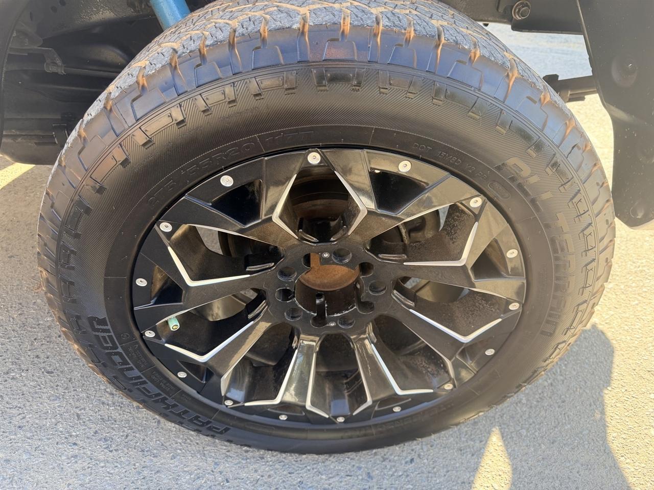 Toyota Tundra SR5 5.7L V8 Double Cab 4WD 2020