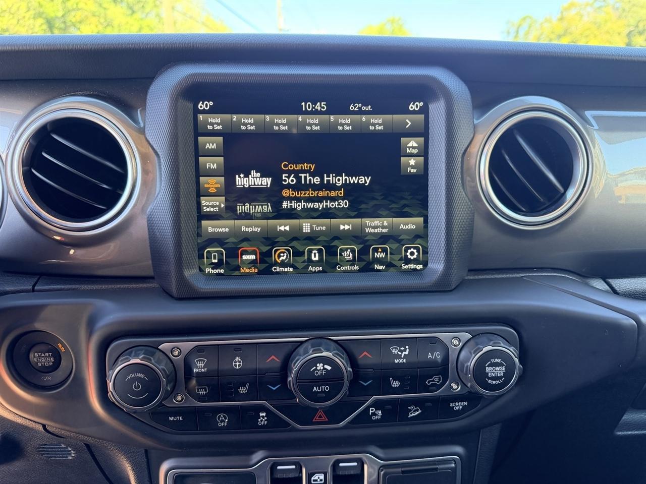 Jeep Wrangler Unlimited Sahara 2018
