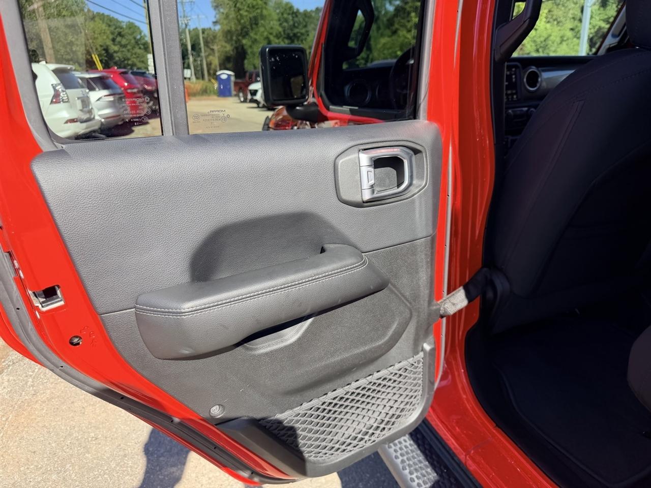 Jeep Wrangler Unlimited Sahara 2018