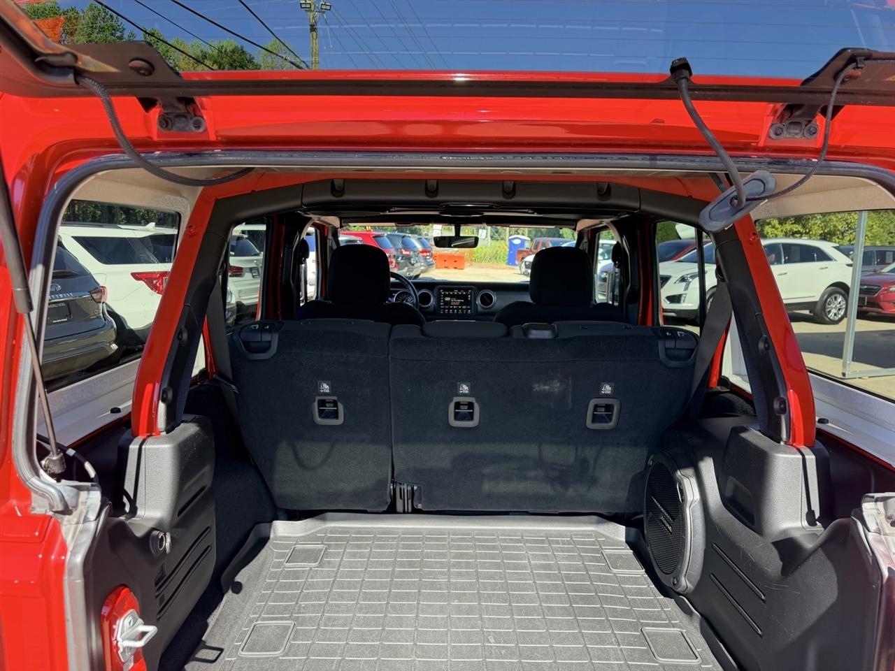 Jeep Wrangler Unlimited Sahara 2018