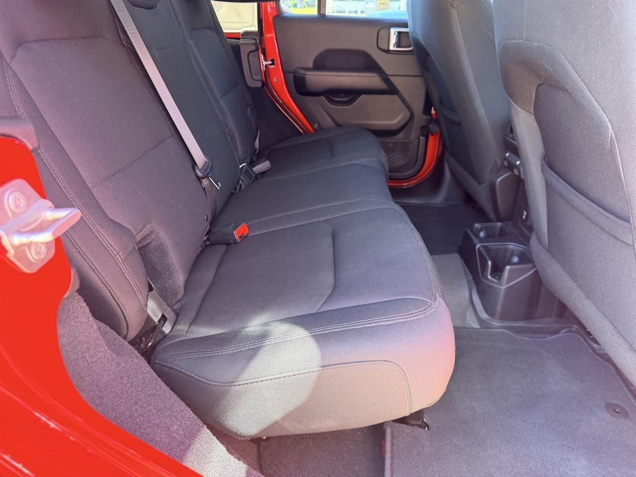Jeep Wrangler Unlimited Sahara 2018