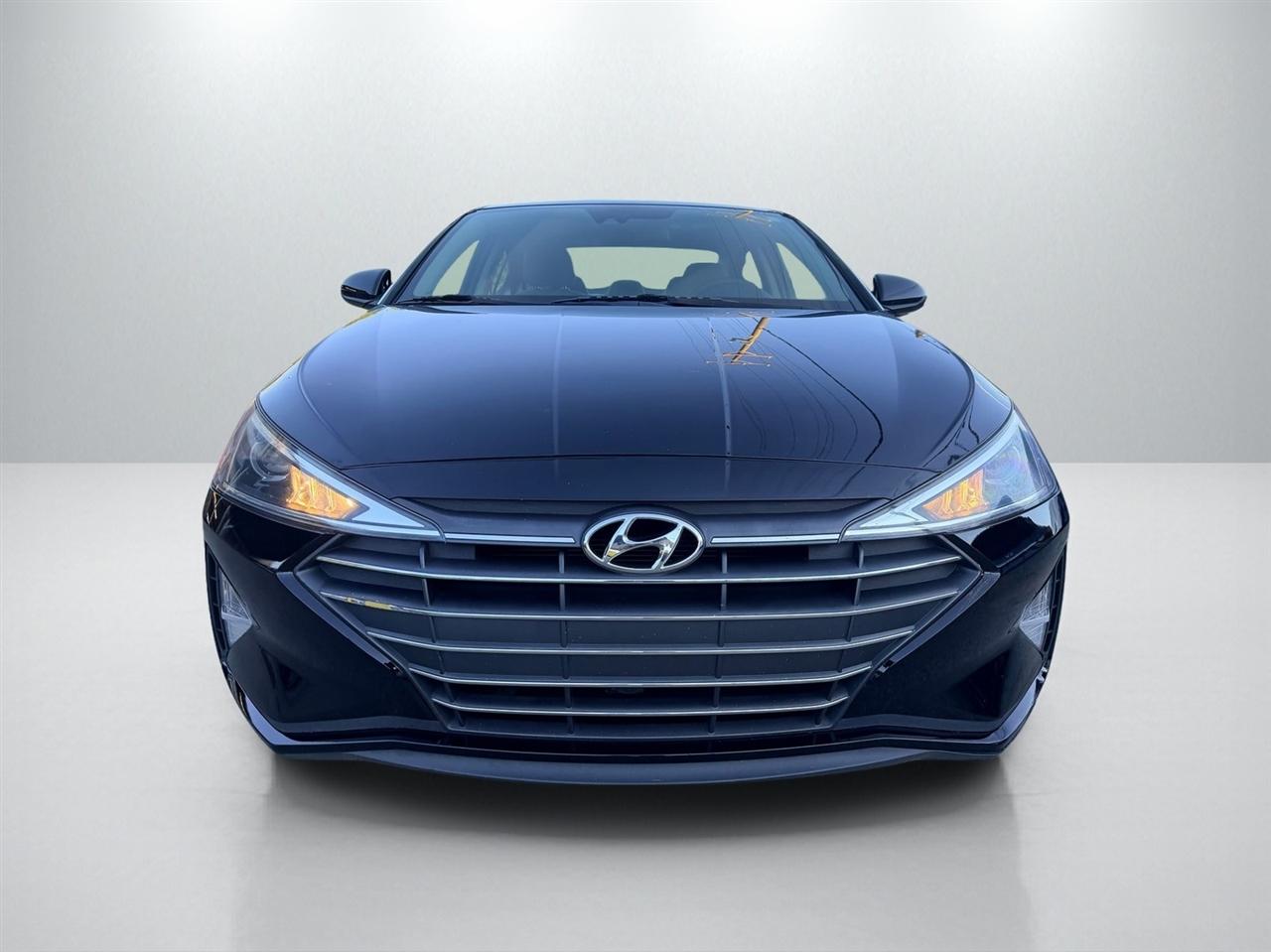 Hyundai Elantra Limited 2019