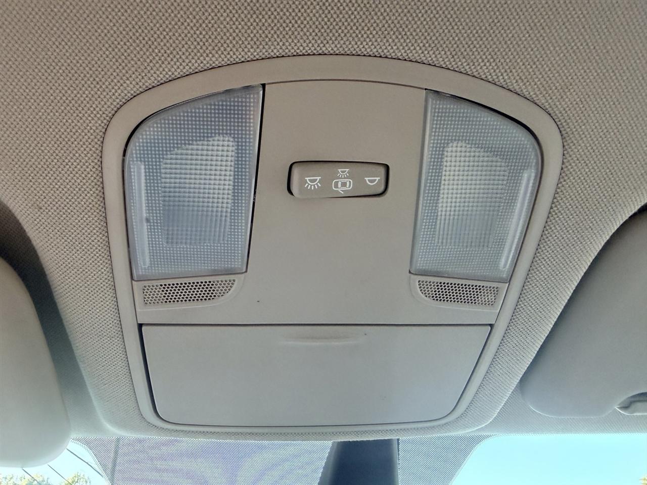 Hyundai Elantra Limited 2019