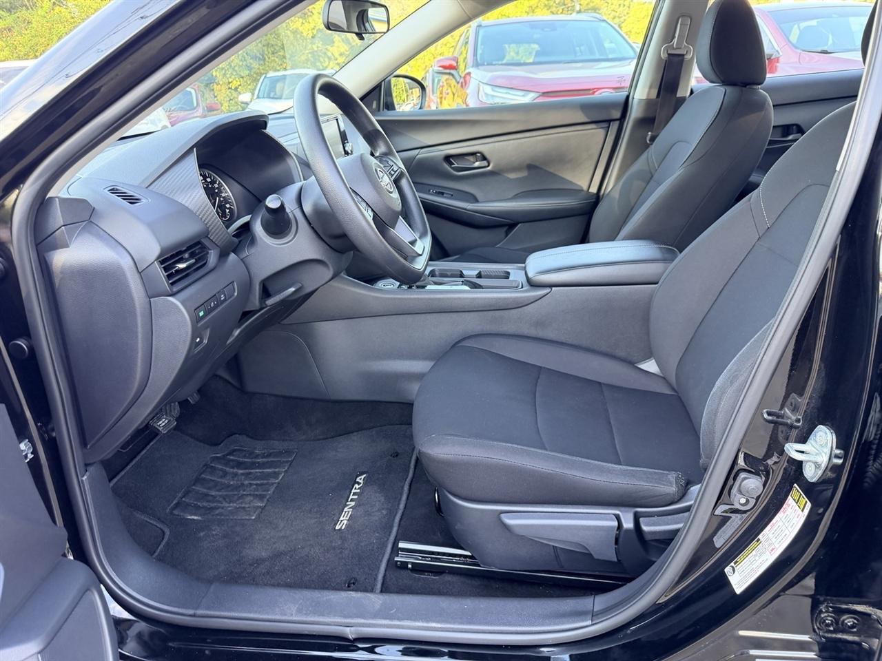 Nissan Sentra S 2024