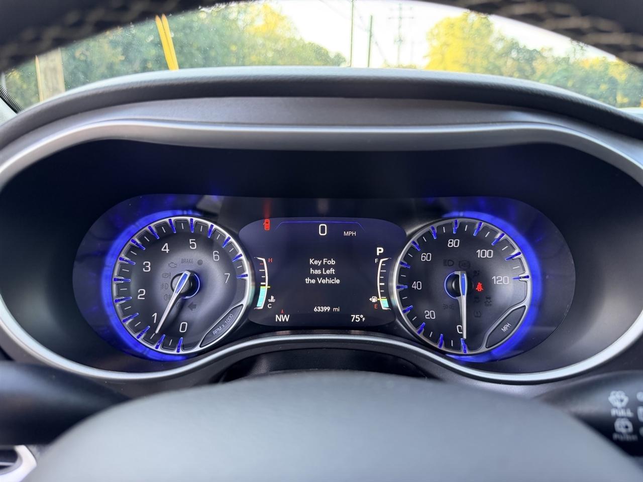 Chrysler Pacifica Select 2025