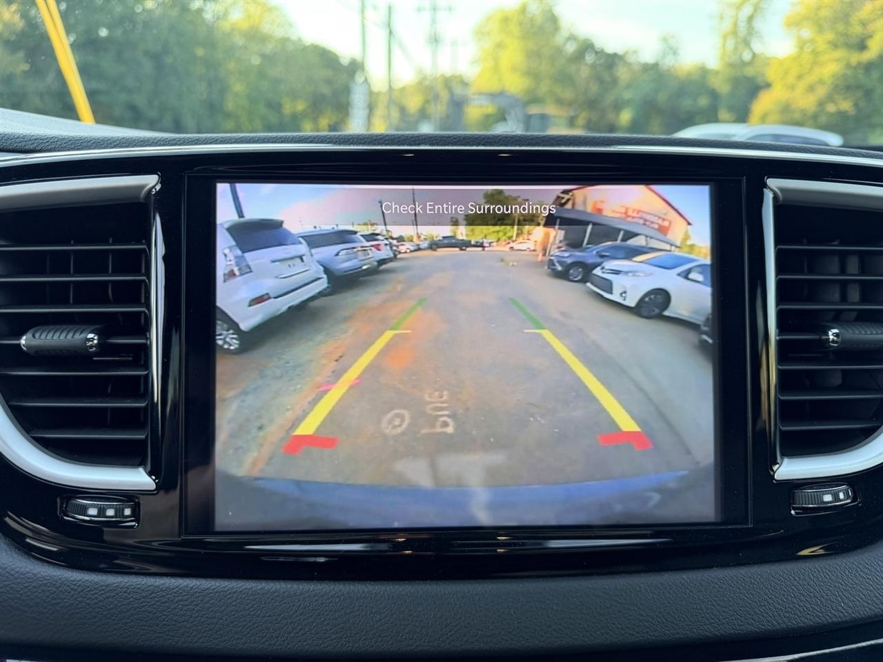 Chrysler Pacifica Select 2025