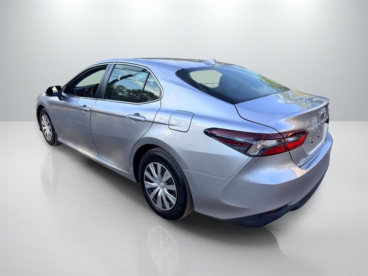 Toyota Camry photo 5