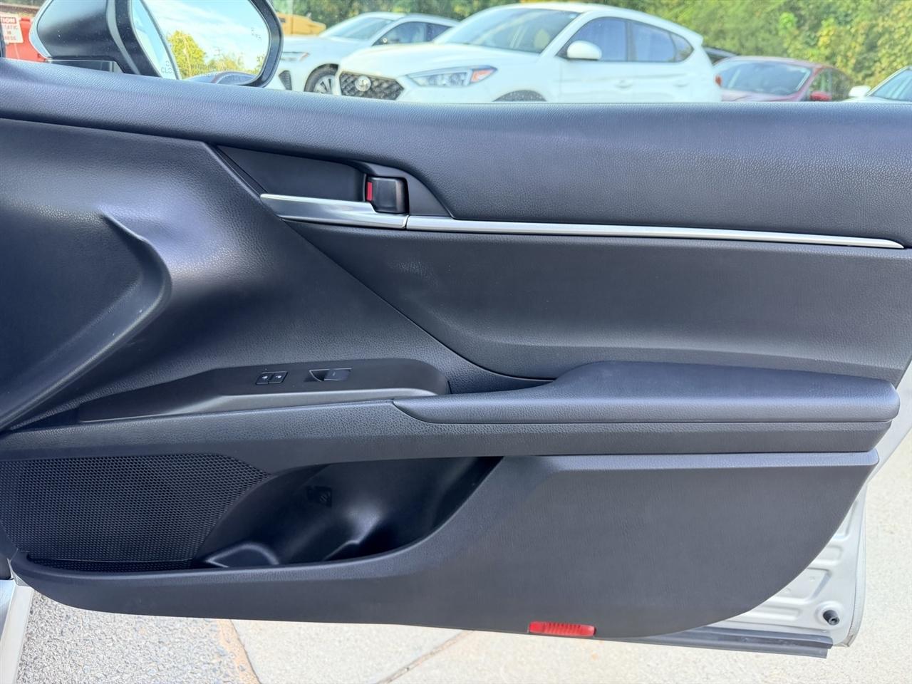 Toyota Camry photo 30