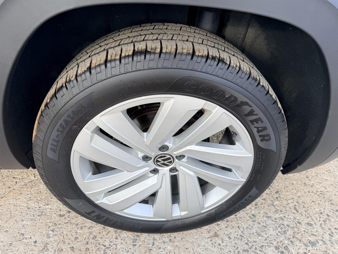 Volkswagen Atlas Cross Sport SE w/Technology 4MOTION 2021