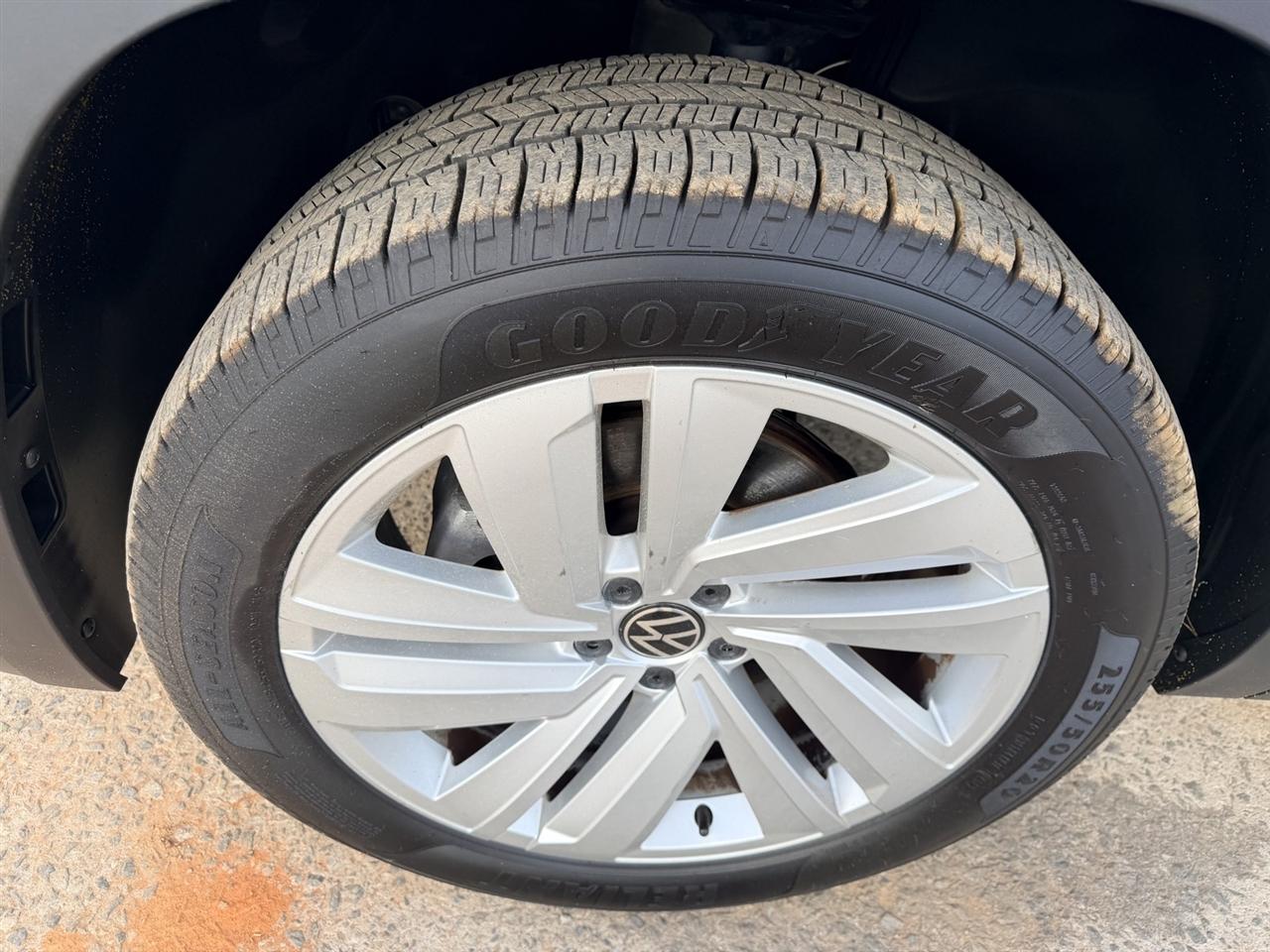 Volkswagen Atlas Cross Sport SE w/Technology 4MOTION 2021