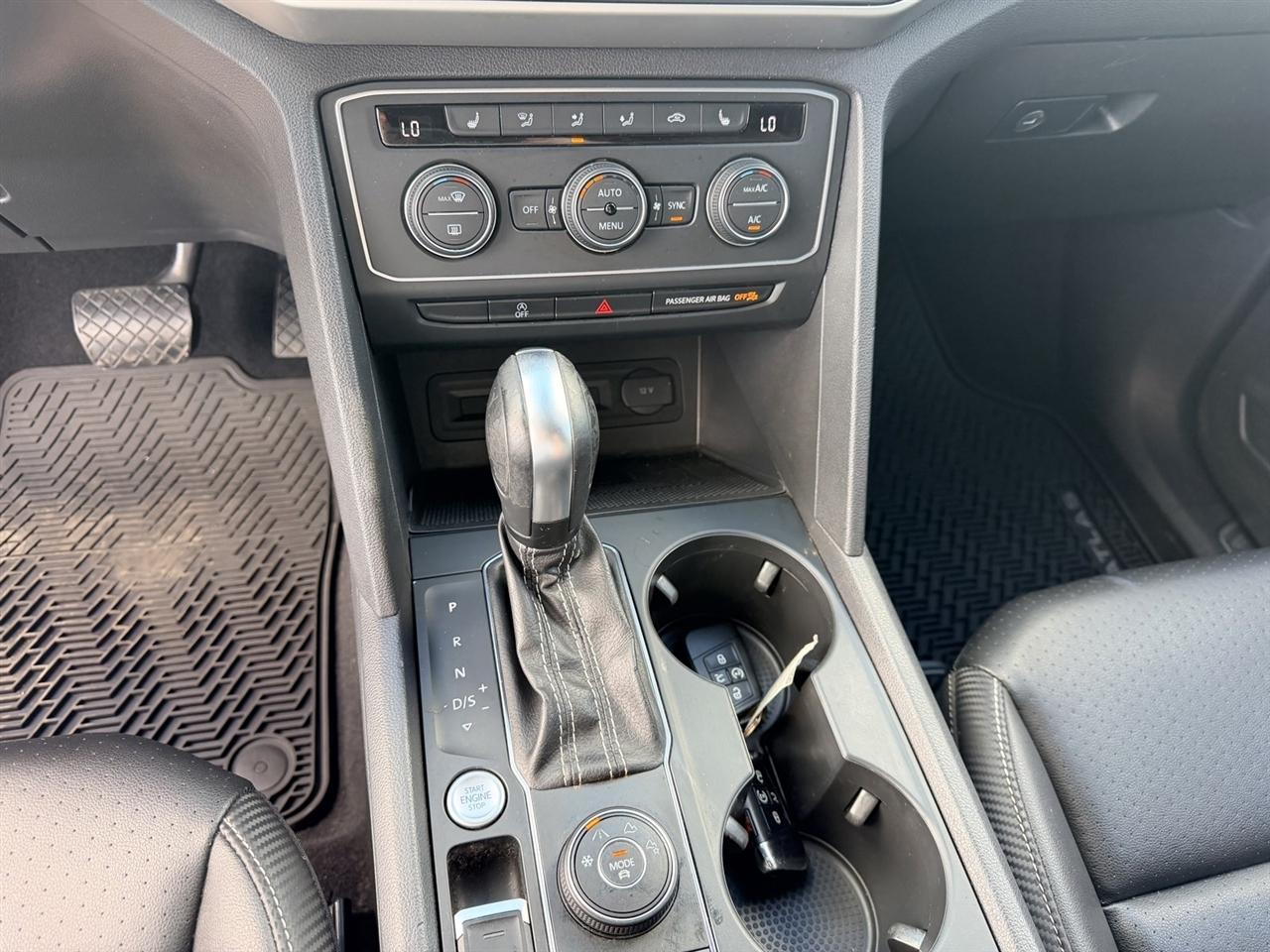 Volkswagen Atlas Cross Sport SE w/Technology 4MOTION 2021
