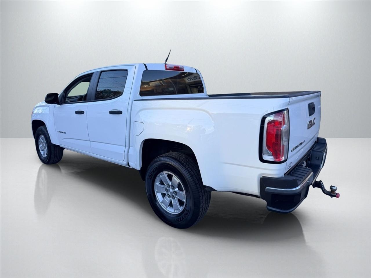 GMC Canyon Base Crew Cab 2WD Short Box 2020