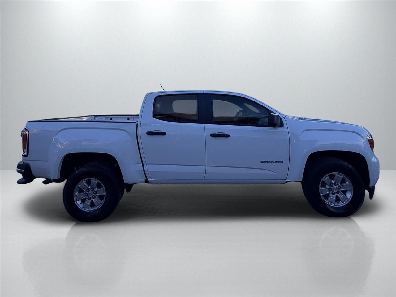 GMC Canyon Base Crew Cab 2WD Short Box 2020