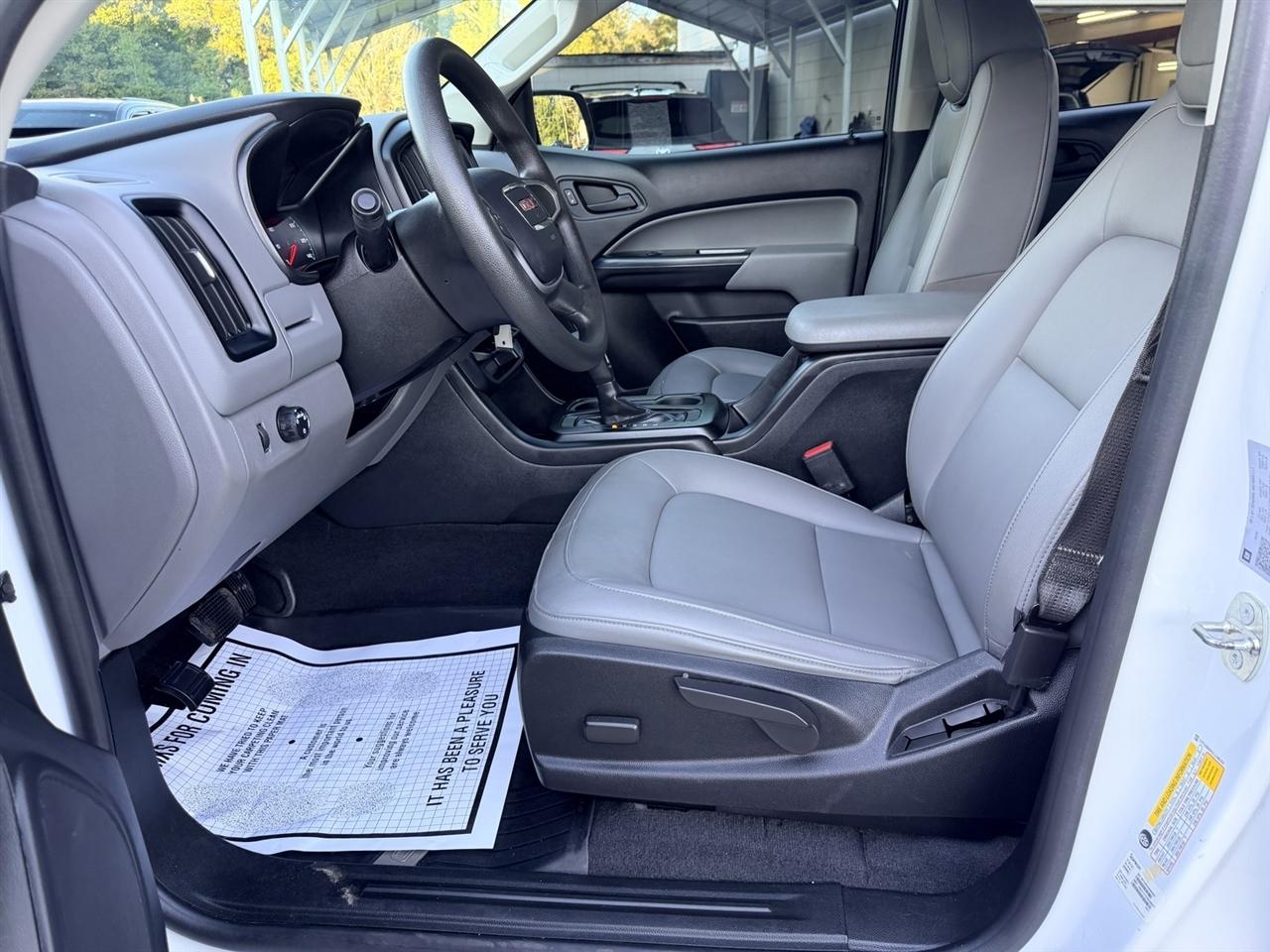 GMC Canyon Base Crew Cab 2WD Short Box 2020