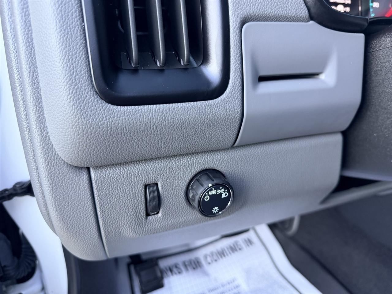 GMC Canyon Base Crew Cab 2WD Short Box 2020