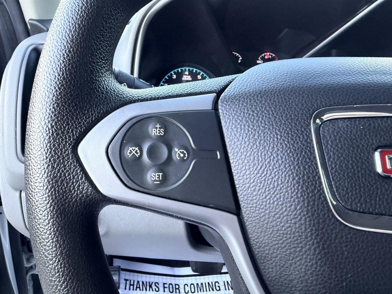 GMC Canyon Base Crew Cab 2WD Short Box 2020