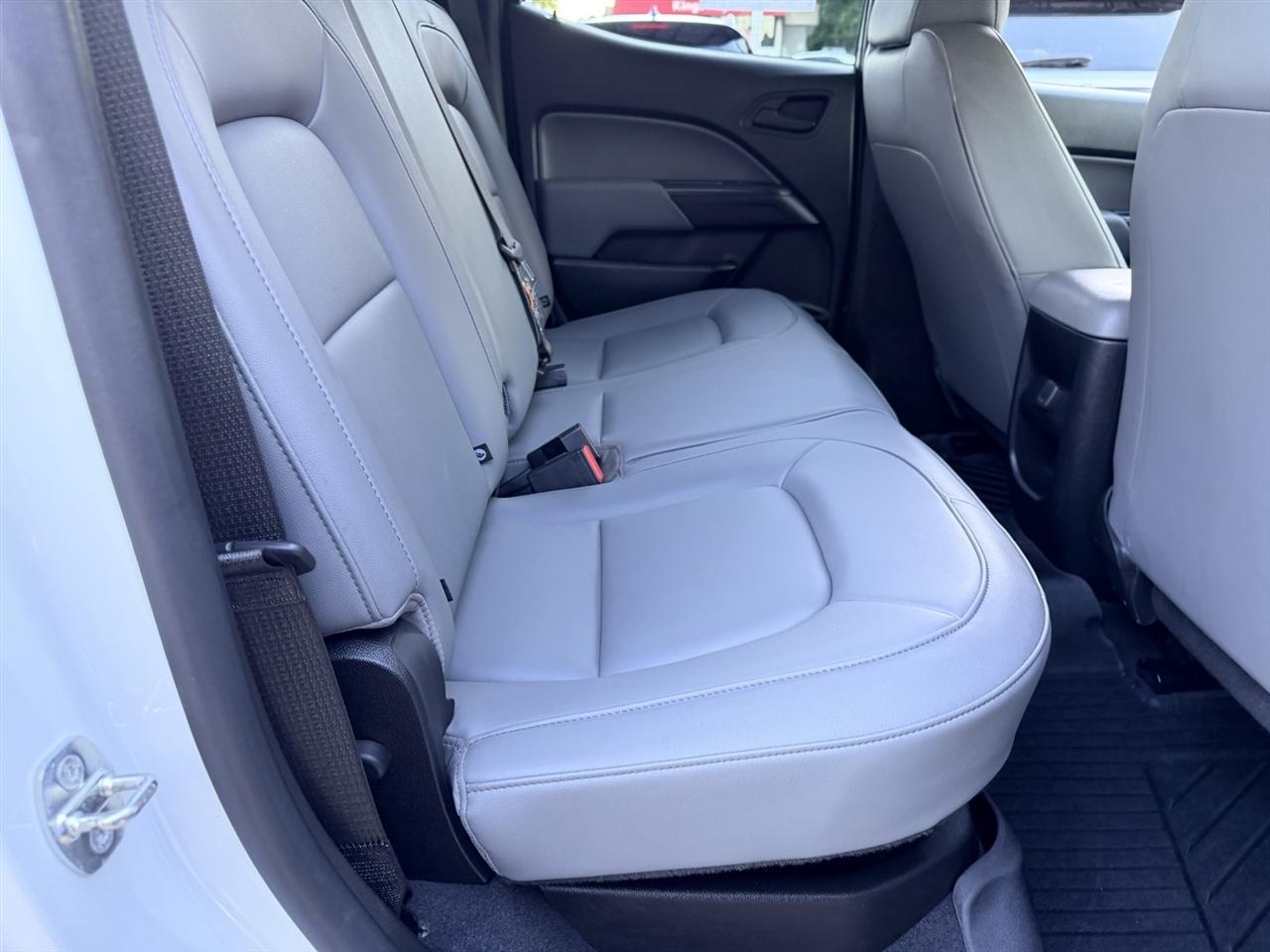 GMC Canyon Base Crew Cab 2WD Short Box 2020