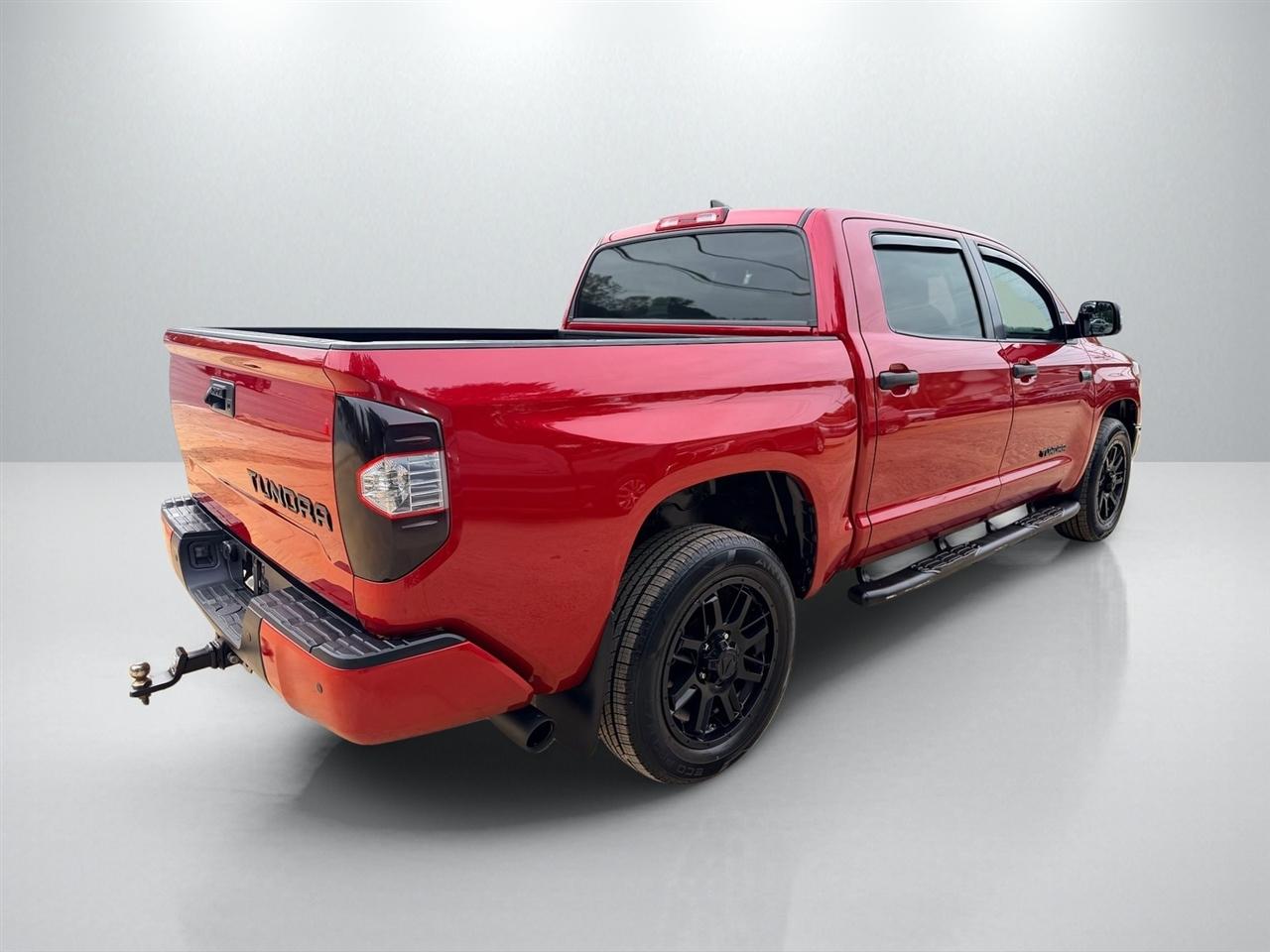 Toyota Tundra SR5 CrewMax 5.7L 2WD 2021