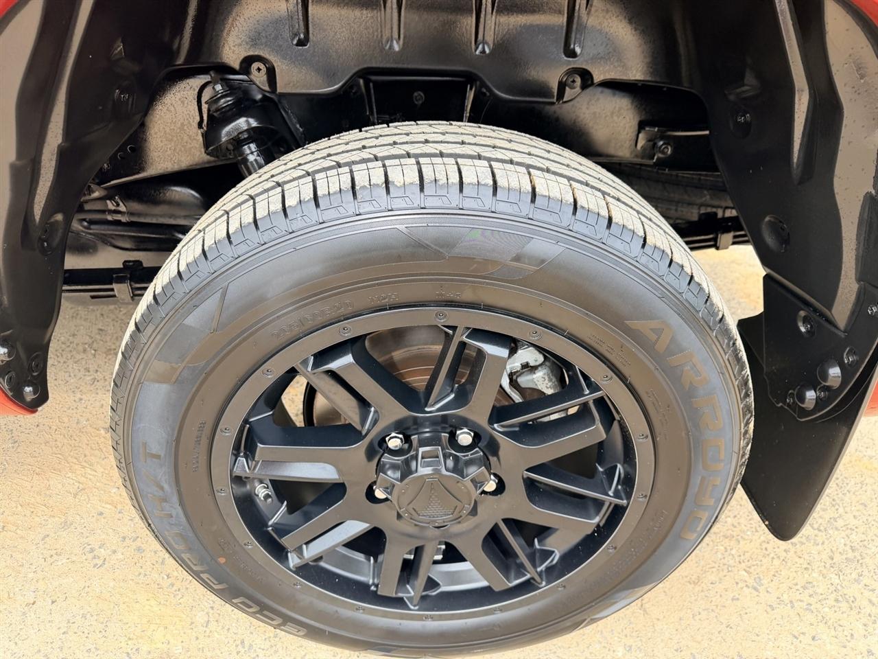 Toyota Tundra SR5 CrewMax 5.7L 2WD 2021