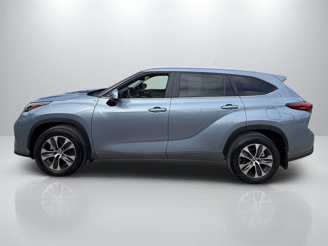 Toyota Highlander Others 2023
