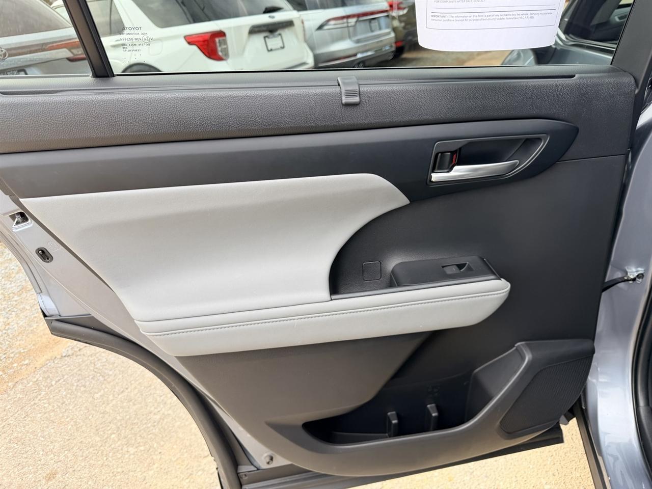 Toyota Highlander Others 2023